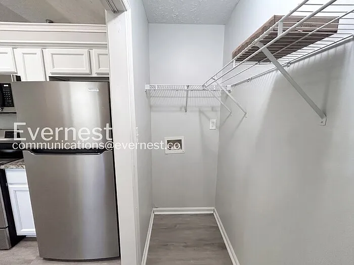 248 Bridgeport Ln — Photo 16