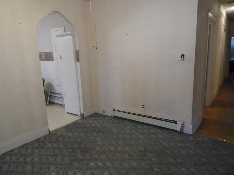 44 S 2nd St #1 — Photo 7