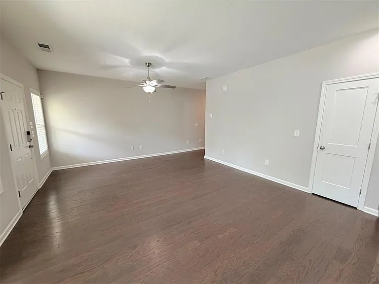 1769 Sanford Dr NW — Photo 5
