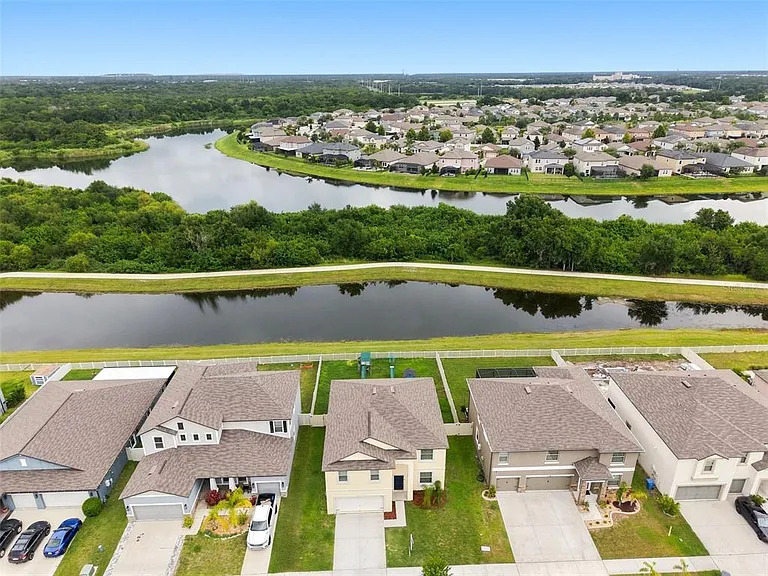 9454 Channing Hill Dr — Photo 2