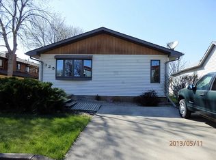 325 S Crow St, Pierre, SD 57501