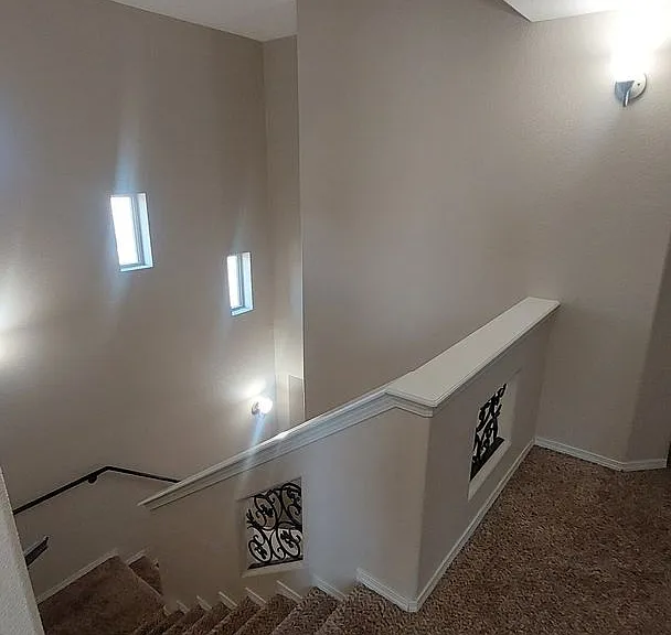 800 Caterick St — Photo 35