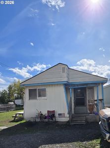 505 W 8th St, Wallowa, OR, 97885