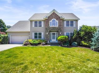 5022 Pebblehurst Dr, Stow, OH 44224