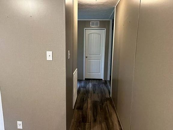 4th image of 53 Ivey Ln