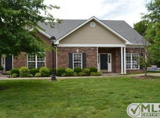 1 Hosier Ct, Lebanon, TN 37087