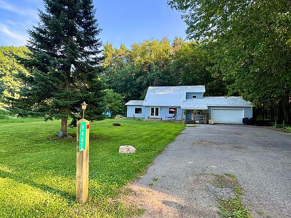 3rd image of 9462 E Colby Rd