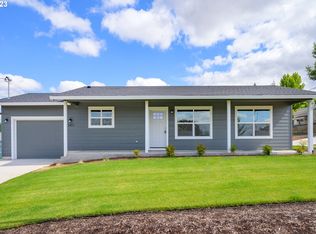 282 7th St, Lafayette, OR 97127