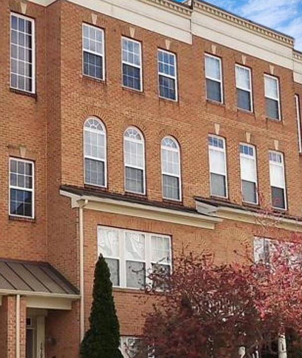 1st image of 1791 Wheyfield Dr #19-B