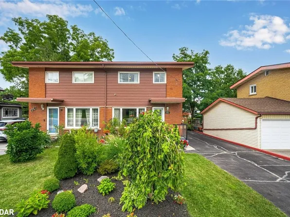 452 Ottawa St S, Kitchener, ON N2M 3P5