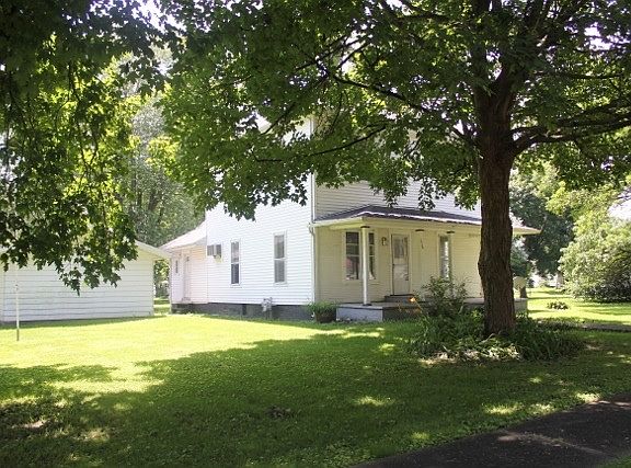 5th image of 316 E Walnut St