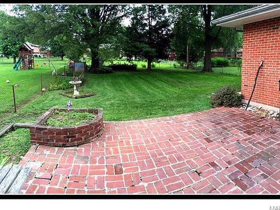 4th image of 2234 Doran Dr