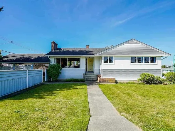 7833 Coquitlam St, Burnaby, BC V3N 3Z4