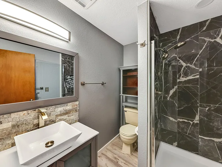 6127 Parkside Dr — Photo 12