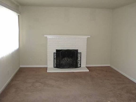 3rd image of 2031 Berg Ave