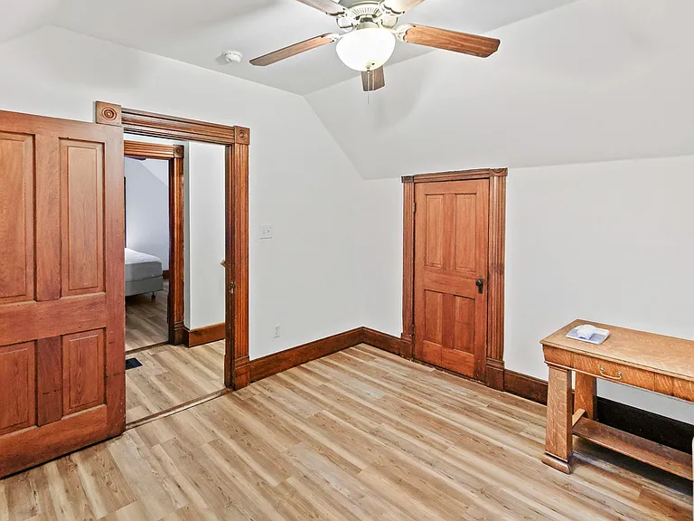 241 Coventry Pl — Photo 24