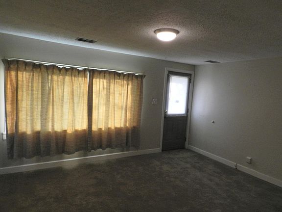 3rd image of 570 S Crystal Ave