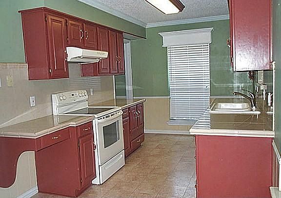 3rd image of 1604 Steenson Dr