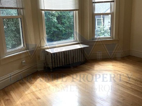 4th image of 514 S 10th St APT 2