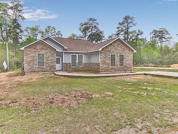 2nd image of 10940 Royal Cir