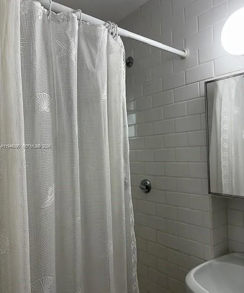 752 NW 24th Ct #1 — Photo 1