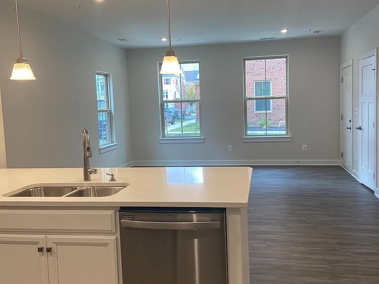 24733 Monk Mdws — Photo 11