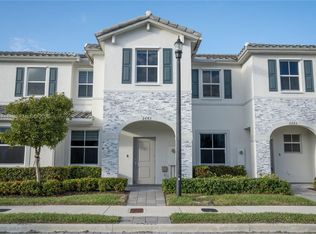 2683 SE 19th St, Homestead, FL 33035