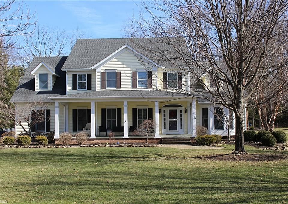 1st image of 7766 Sunstone Dr