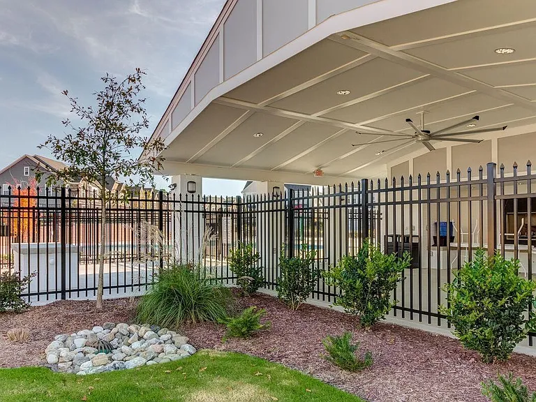 424 Hopwood Way — Photo 36