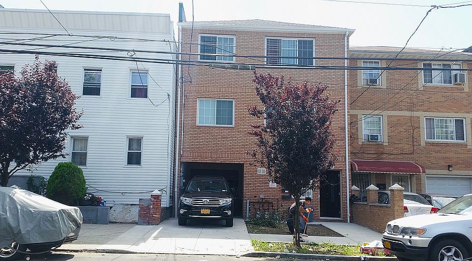 2nd image of 10626 156th St