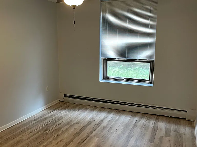 2500 Colfax Apartments — Photo 36