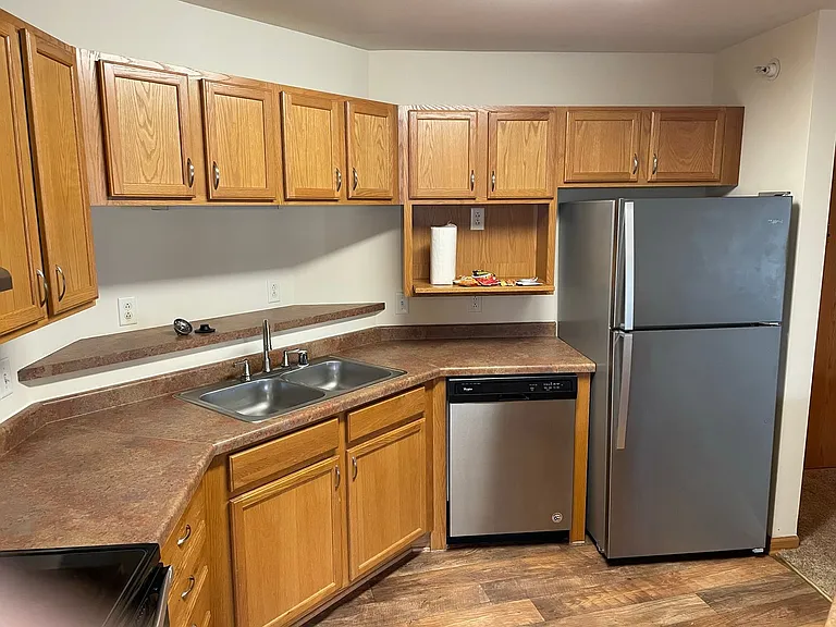 Door Creek Apartments — Photo 17