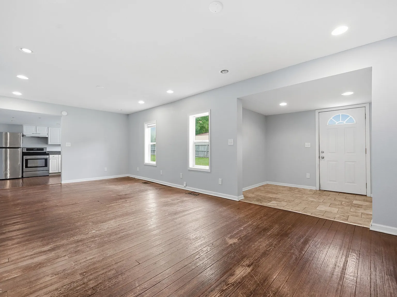 3 bed, 2.0 bath, 1159 sqft, $1,500 — Photo 3