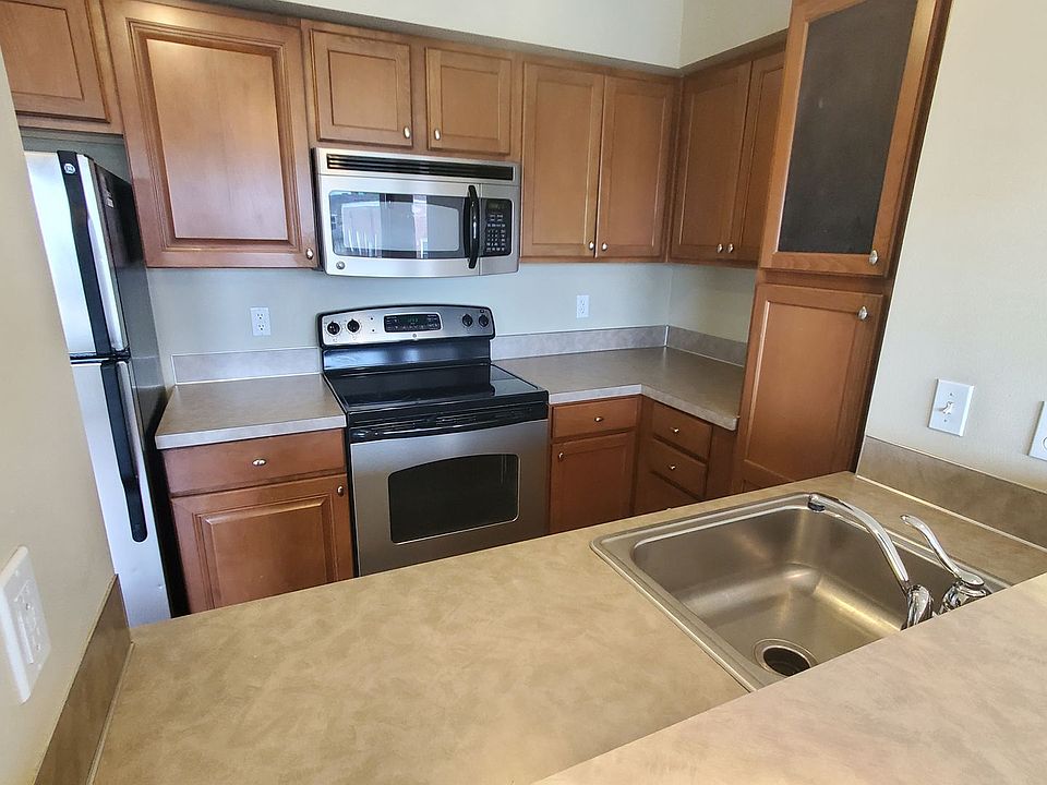 1st image of 815 S 9th St APT 601