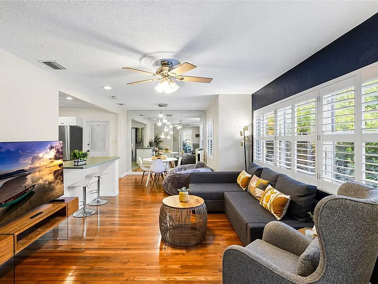304 N Matanzas Ave — Photo 8