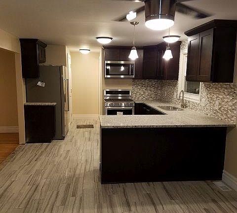 3rd image of 8667 Sheridan Hill Dr