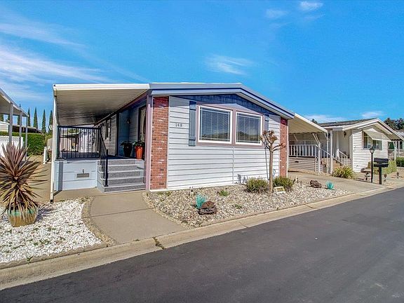 2nd image of 148 Nut Tree Ln #148