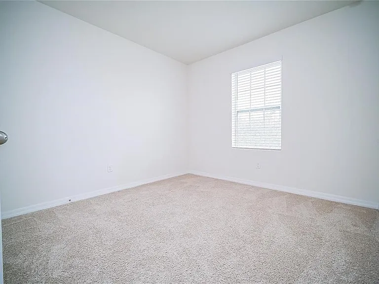 9039 Alba Ln — Photo 15