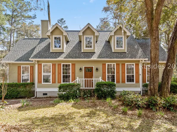 25 Sea Gull Dr, Beaufort, SC 29907