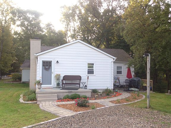 3rd image of 4405 Navarra Ave