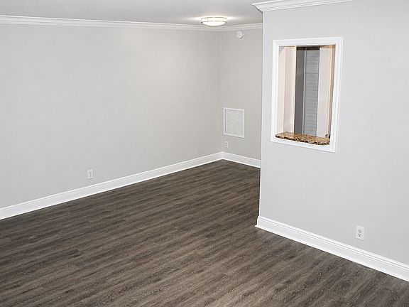 2nd image of 5500 N Flagler Dr APT 3