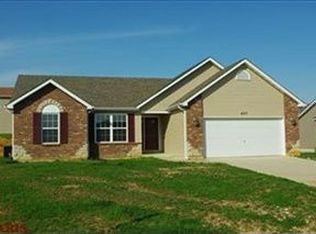 437 Fawn Run Dr, Troy, MO 63379