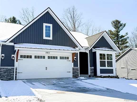 2nd image of 295 Canyon Creek Ct #29