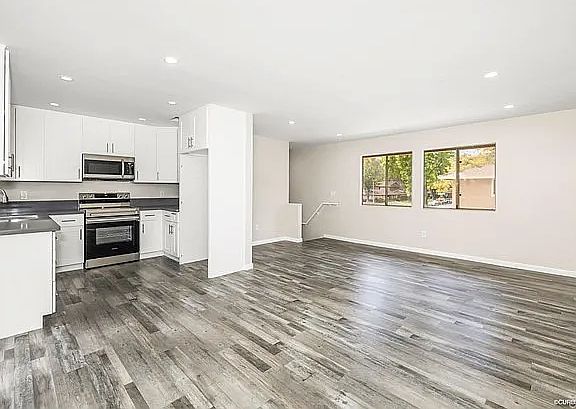 3rd image of 916 Amistad Ct Unit D