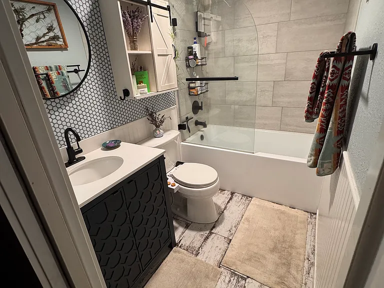 Bathroom 2
