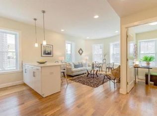 46 Kent Sq #4, Brookline, MA 02446