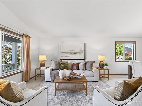 5th image of 5408 209th Street E