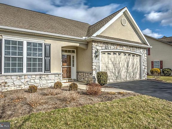 4th image of 1309 Cantebury Dr