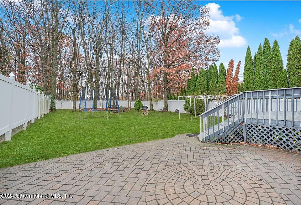 2nd image of 58 Mason Blvd