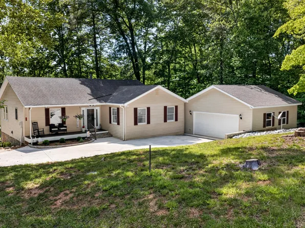 120 Lemon Ln, Hardy, VA 24101